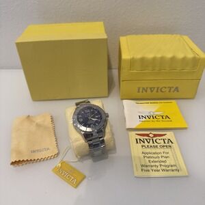 NEW Invicta Professional Quartz Men's Diver Wristwatch Blue Dial Stainless Steel
